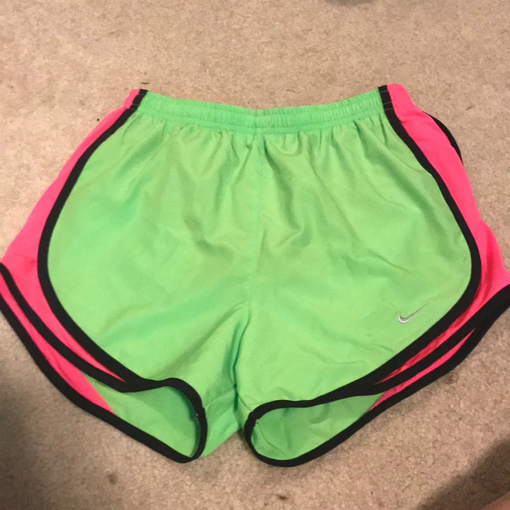 NWOT green nike athletic shorts size XS